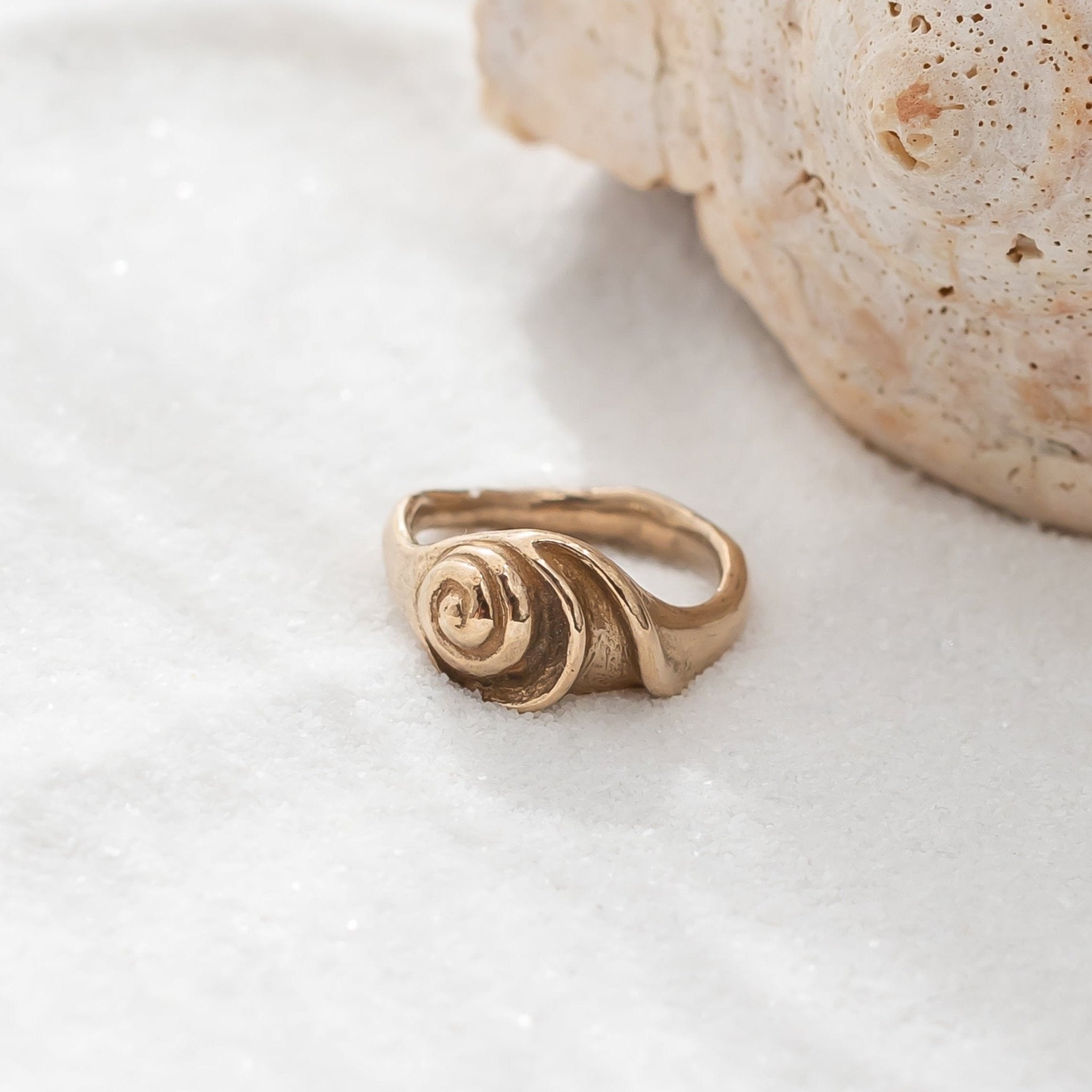 Spiral deals shell ring